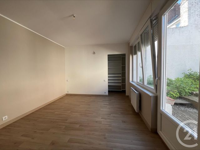 Appartement F4 à vendre - 5 pièces - 175.0 m2 - ARMENTIERES - 59 - NORD-PAS-DE-CALAIS - Century 21 La Lys