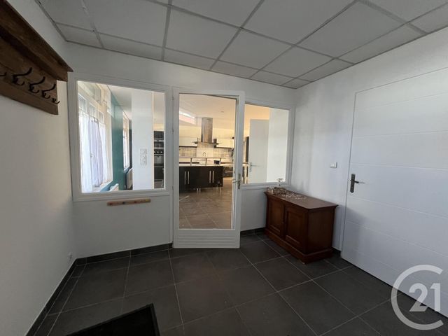 Appartement F4 à vendre - 5 pièces - 175.0 m2 - ARMENTIERES - 59 - NORD-PAS-DE-CALAIS - Century 21 La Lys