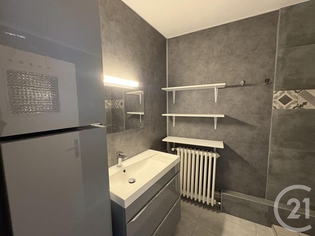 Appartement T2 à vendre - 3 pièces - 79.13 m2 - ARMENTIERES - 59 - NORD-PAS-DE-CALAIS - Century 21 La Lys