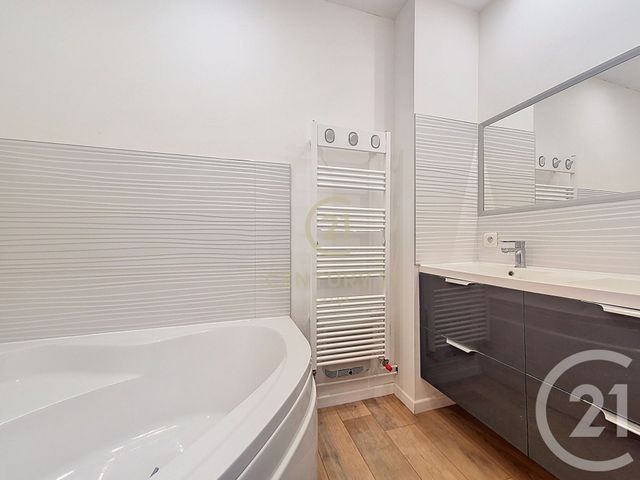 maison à vendre - 6 pièces - 168.8 m2 - LA CHAPELLE D ARMENTIERES - 59 - NORD-PAS-DE-CALAIS - Century 21 La Lys