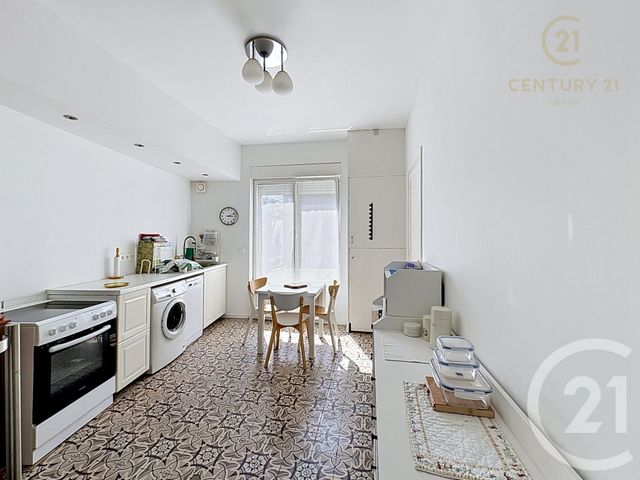 Appartement à vendre - 4 pièces - 107.0 m2 - ARMENTIERES - 59 - NORD-PAS-DE-CALAIS - Century 21 La Lys